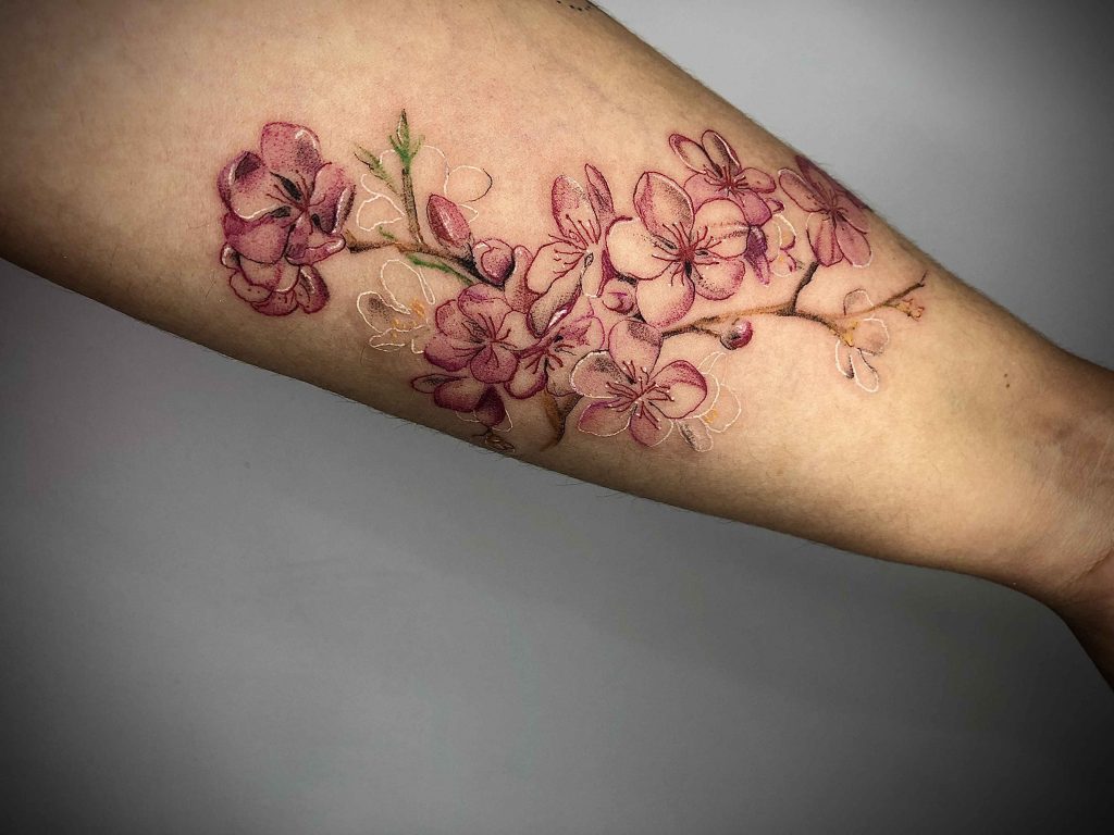 Foto de tatuagem feita por Raquel Miranda (@m.arteink)