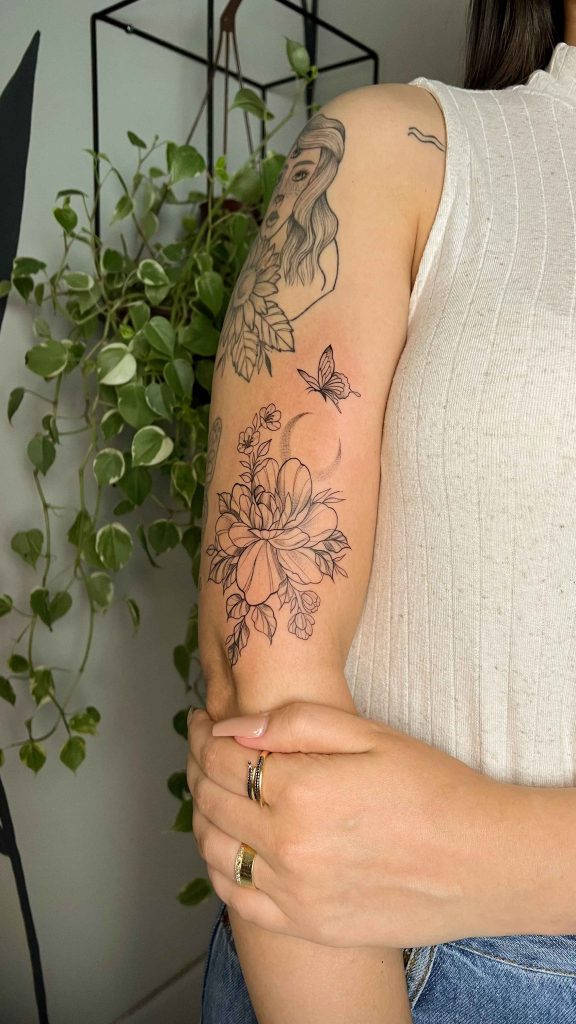 Foto de tatuagem feita por Amanda Fonseca (@mandsqueen)