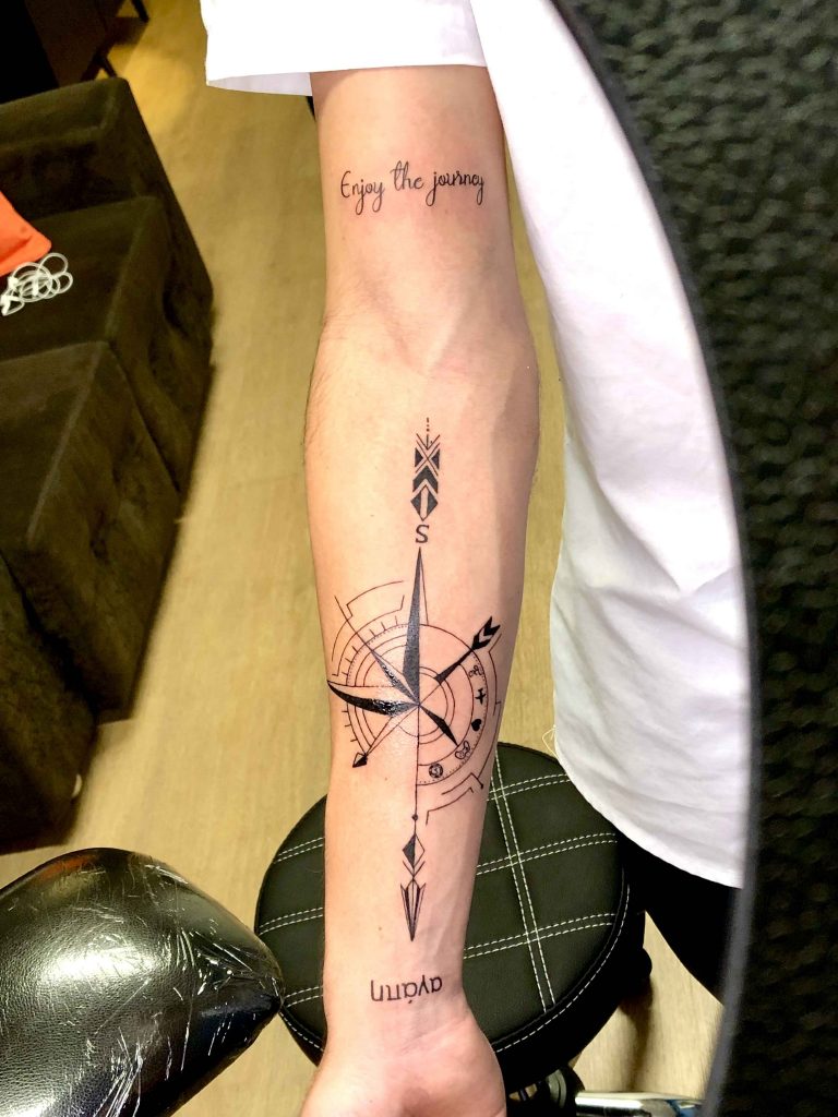 Foto de tatuagem feita por Danilo Santana Tattoo (@danilosantanatattoo)