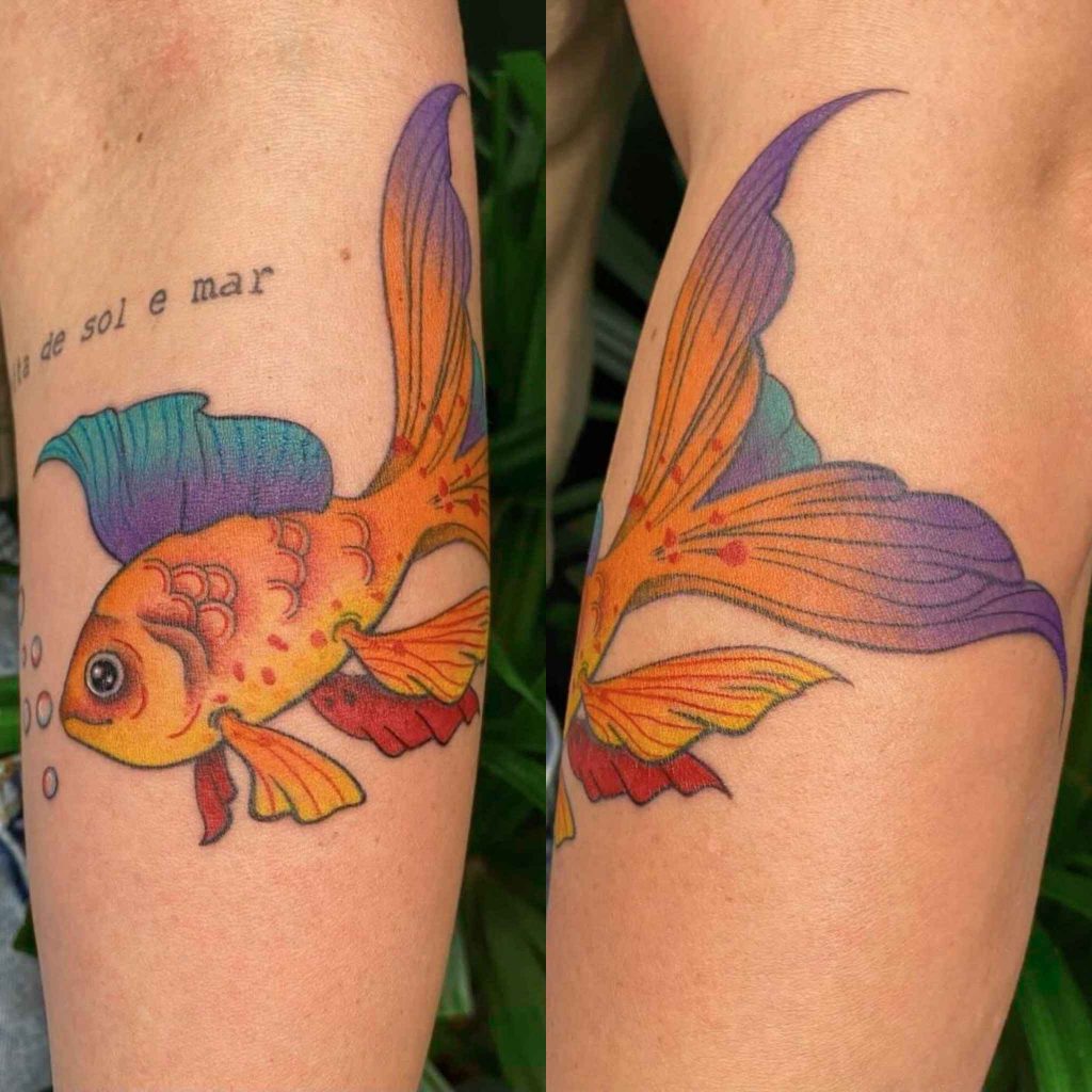 Foto de tatuagem feita por Larissa de Oliveira (@larioliveira.tattoo)