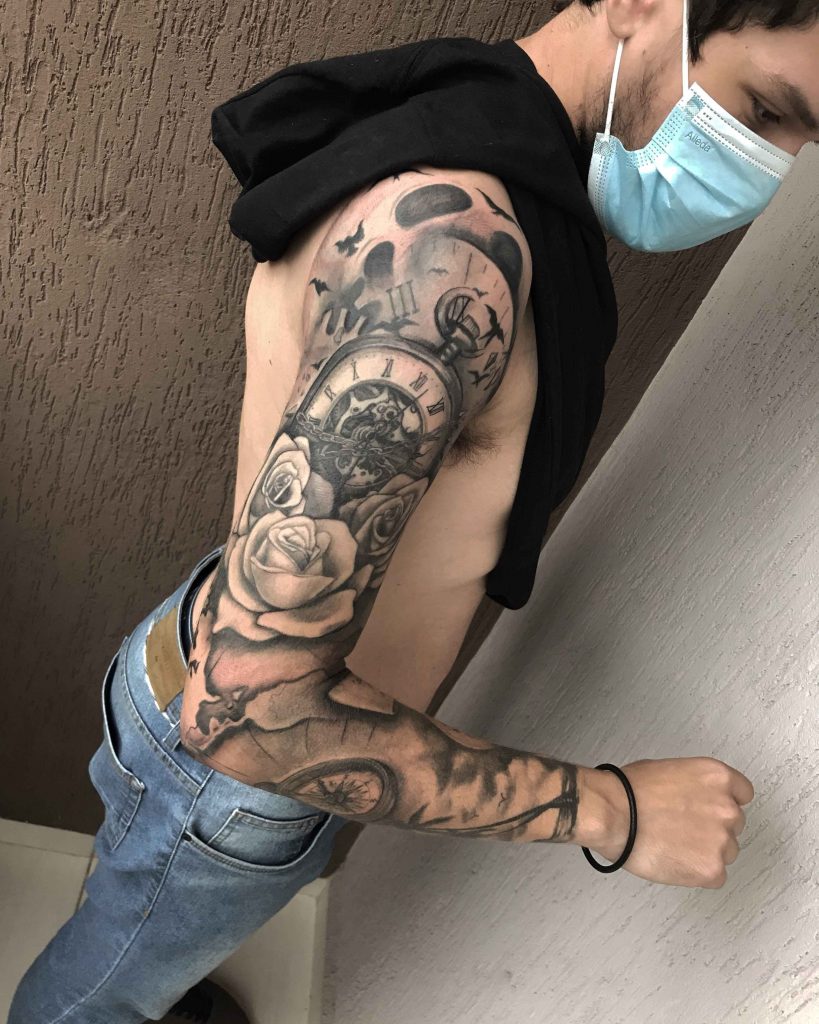 Foto de tatuagem feita por Áurea Naressi (@aureatatuadora)