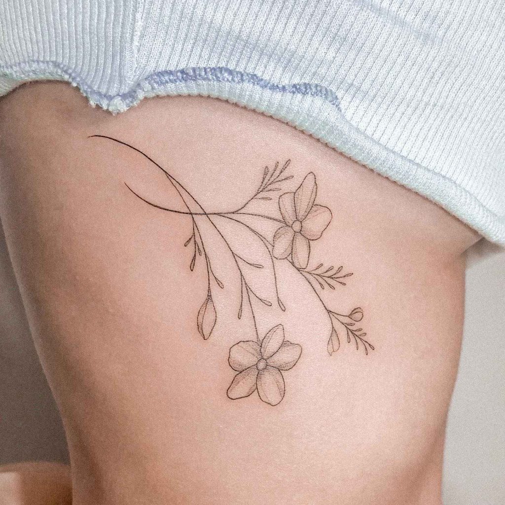 Foto de tatuagem feita por Gisele (@giseletattoo)