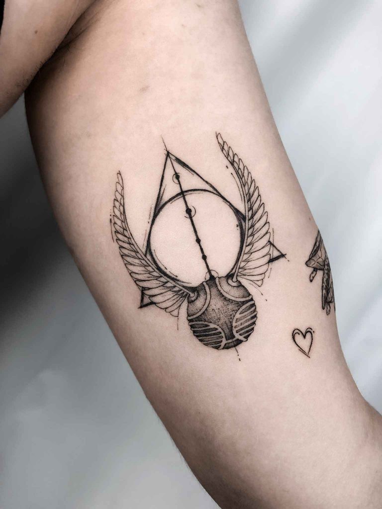 Foto de tatuagem feita por Lari Destro (@laridestro_tattoo)