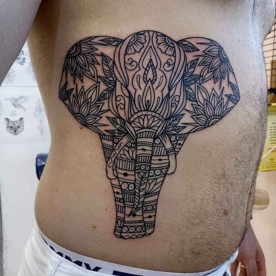Foto de tatuagem feita por Elton Schoenau (@eltonschoenau_tattoo)