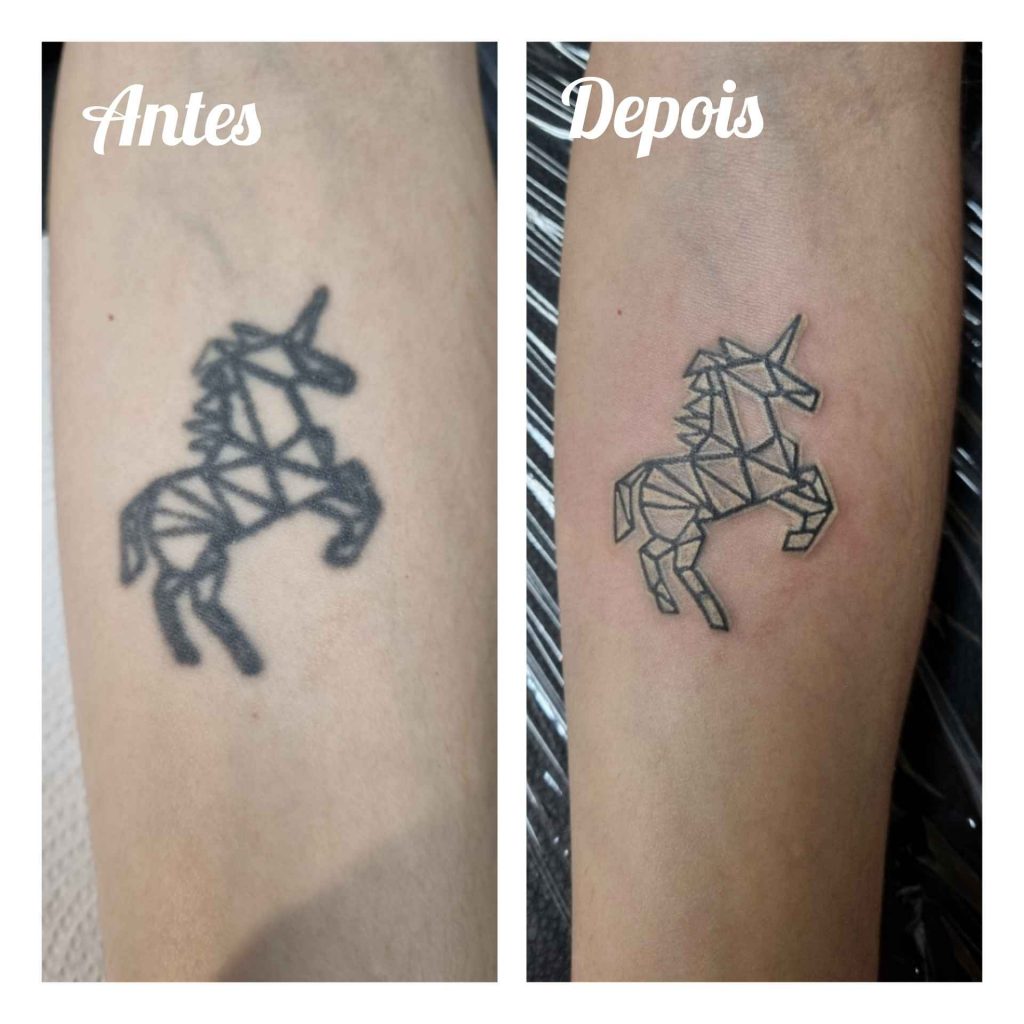 Foto de tatuagem feita por Krika Surreal (@krika_surreal)