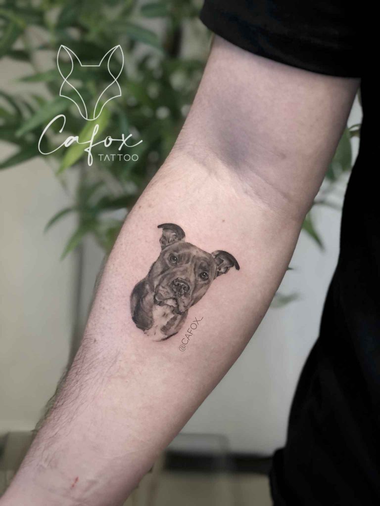 Foto de tatuagem feita por Camila Fox (@cafox_)