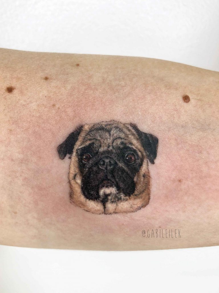 Foto de tatuagem feita por Gabi Leilek (@gabileilek)