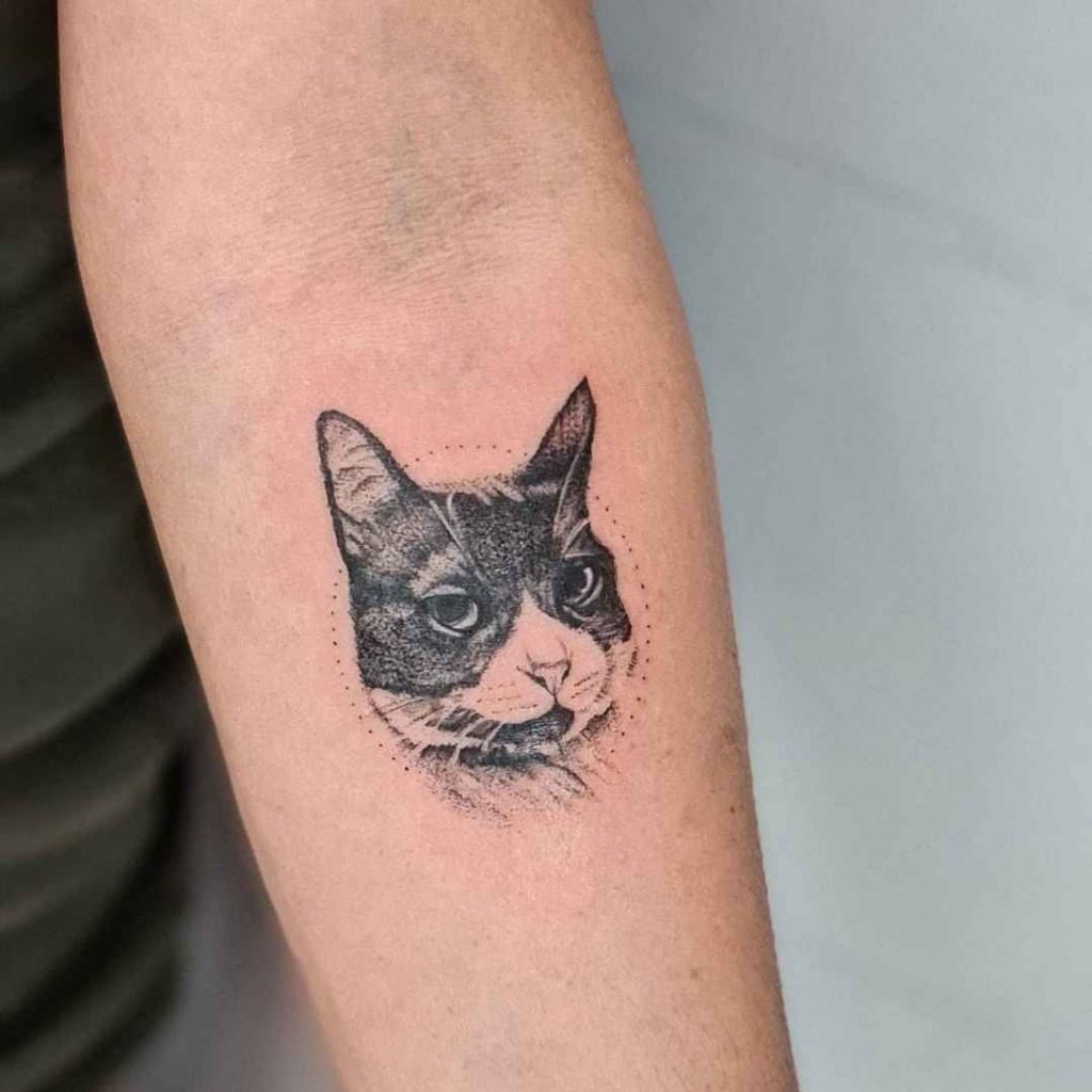 Foto de tatuagem feita por Victor Garajau (@victorgarajautattoo)