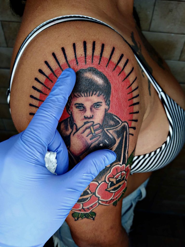 Foto de tatuagem feita por Nane Medusa (@nanemedusa)