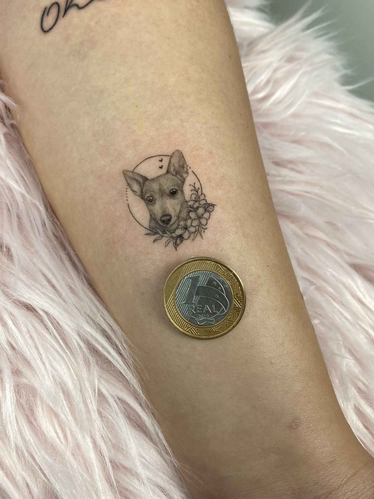 Foto de tatuagem feita por Naiara Bitencourtt (@naia.tattoo)