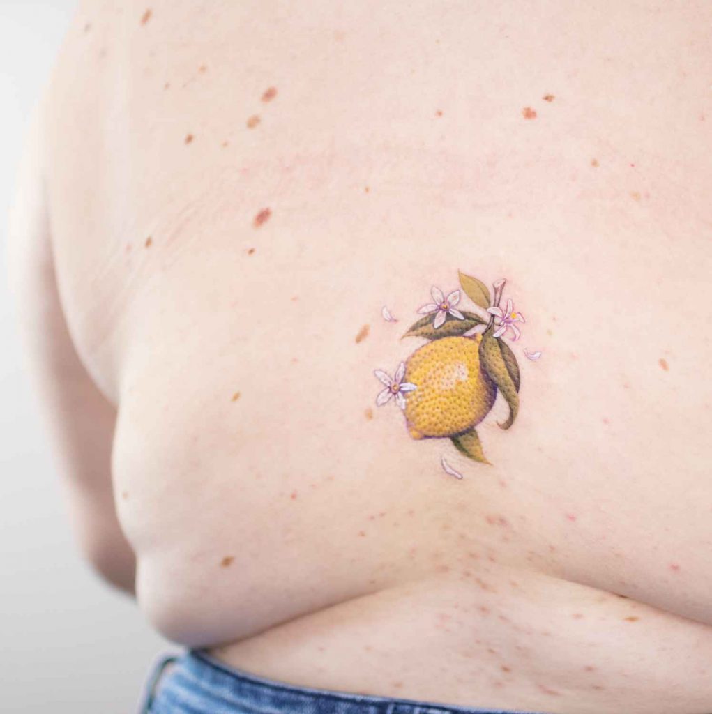 Foto de tatuagem feita por Gabriela Dássio (@gabrieladassio)