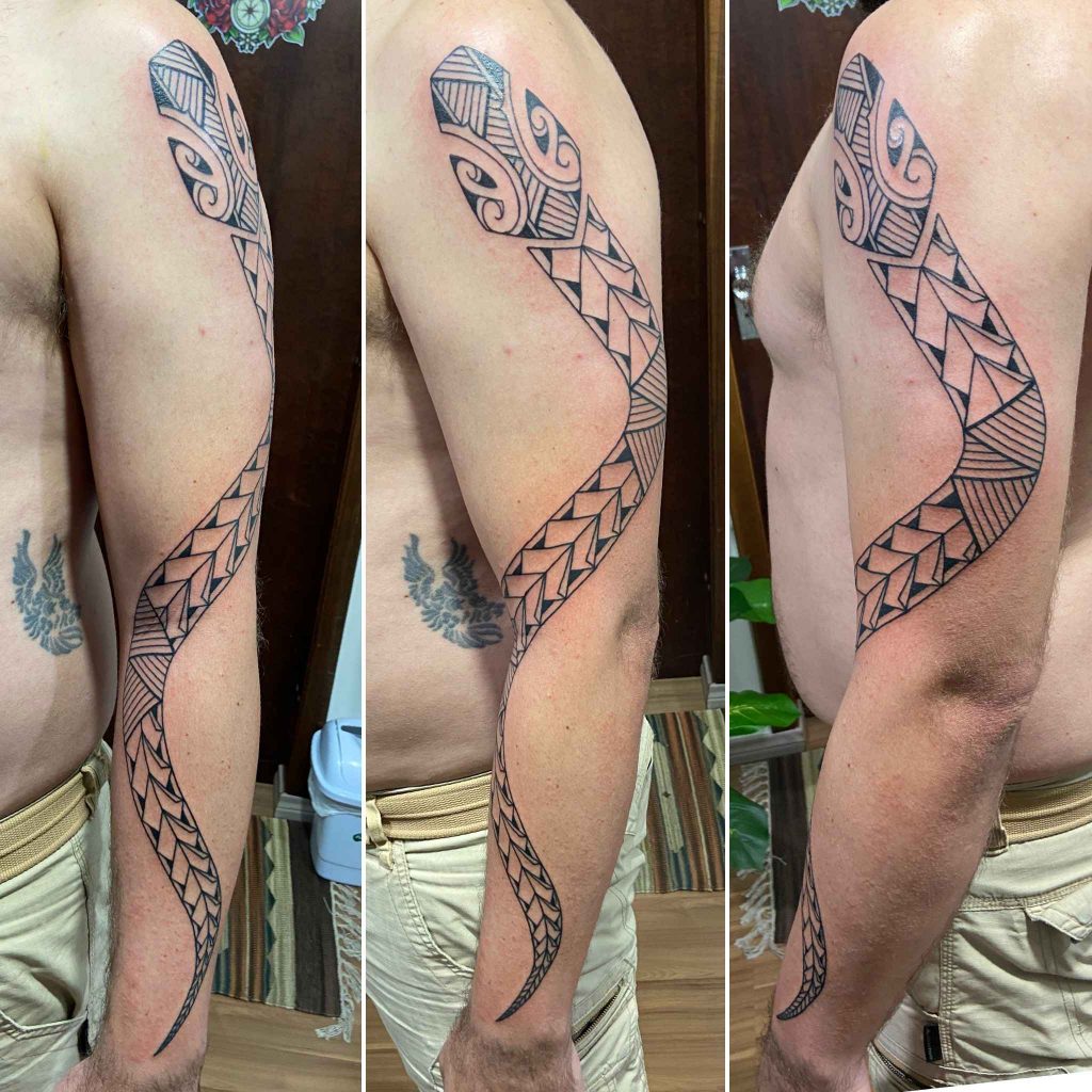 Foto de tatuagem feita por Elton Schoenau (@eltonschoenau_tattoo)