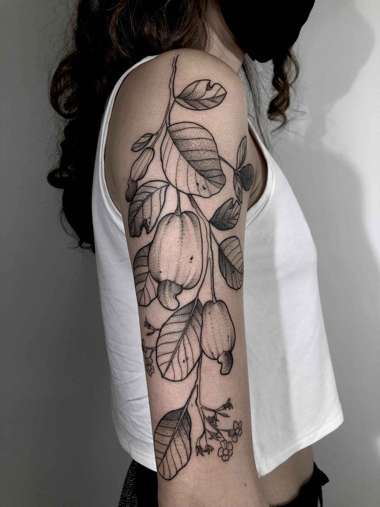 Foto de tatuagem feita por Valeska Pouzacski (@valeskapouzacskittt)