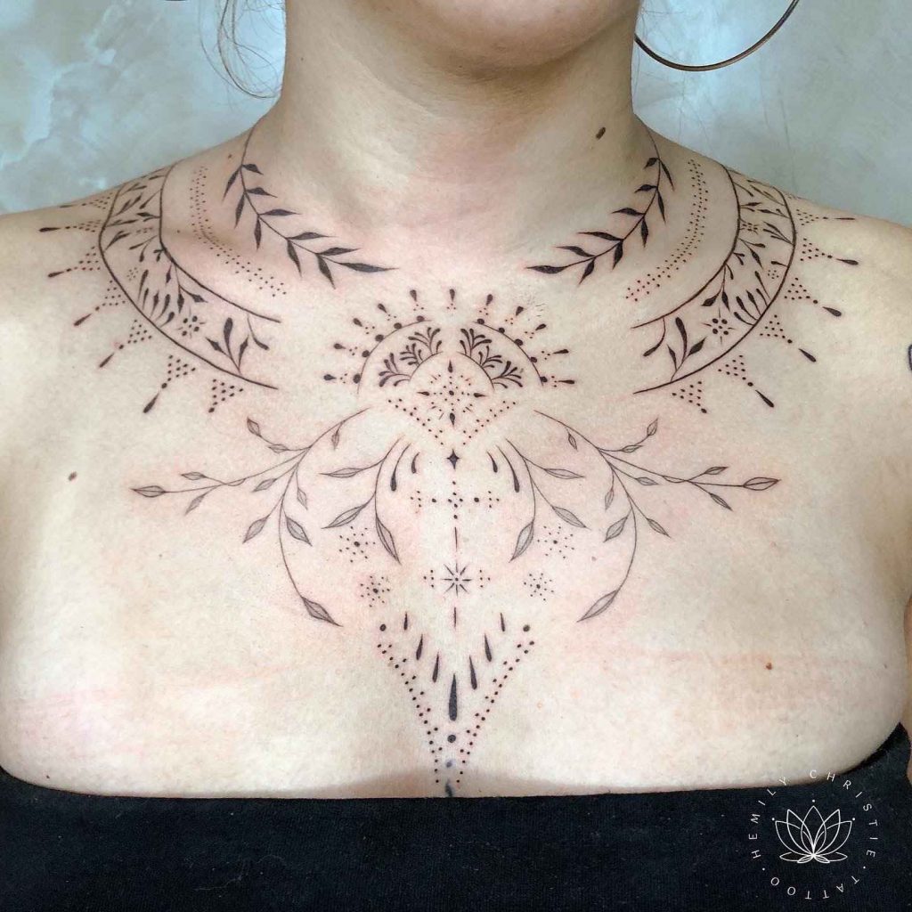 Foto de tatuagem feita por Hemily Christie (@hemily.ink)