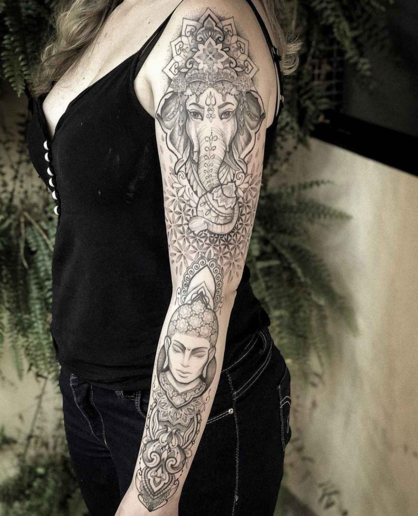 Foto de tatuagem feita por Taís Thorpe (@taisthorpetattoo)