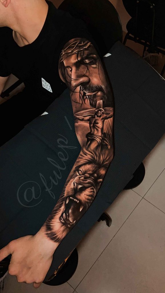 Foto de tatuagem feita por Renan Fulep (@fulep_)