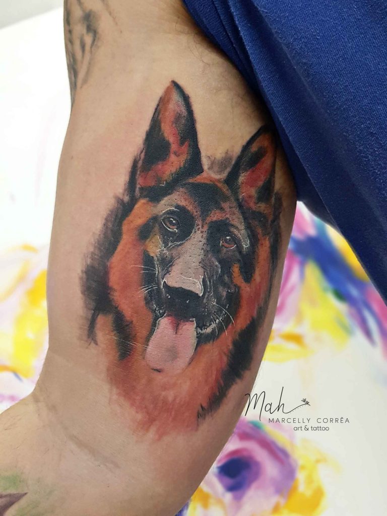 Foto de tatuagem feita por Mah (@marcellycorrea.ink)