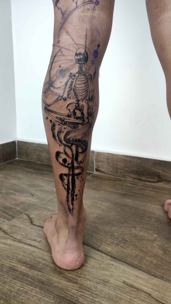 Foto de tatuagem feita por Jaquelinne Felizardo (@jfelizardotattoo)