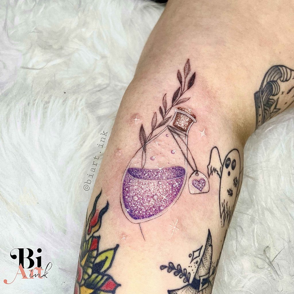 Foto de tatuagem feita por Bianca Mafra (@biart.ink)