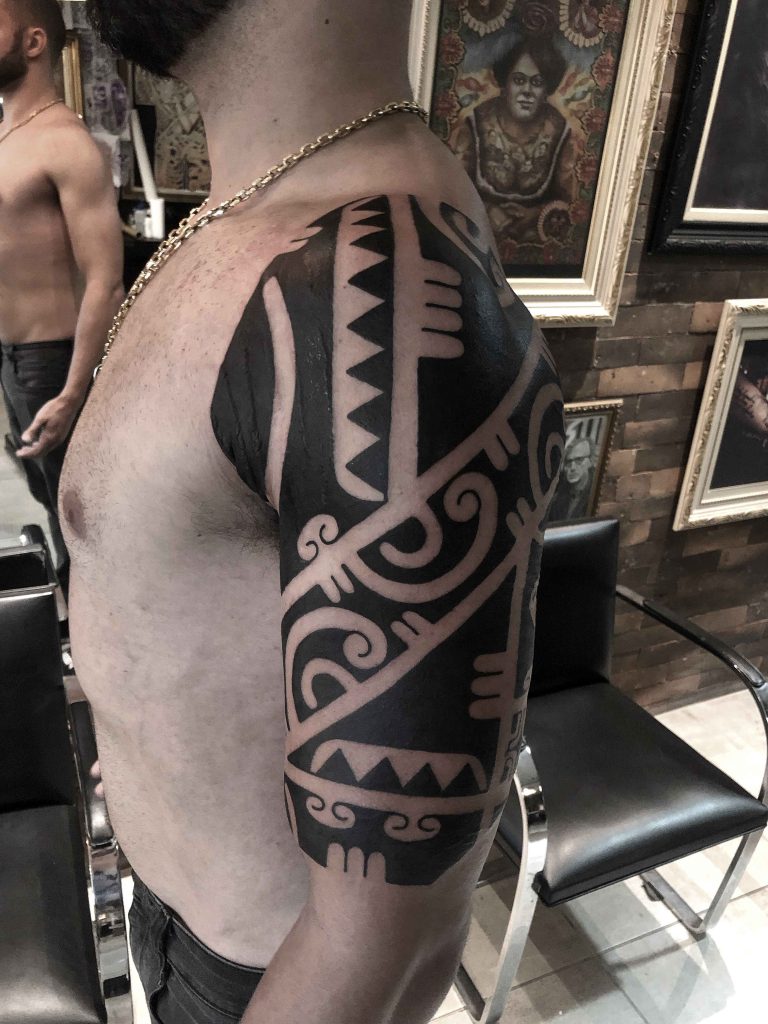 Foto de tatuagem feita por Augusto (@pontilhismotattoo)