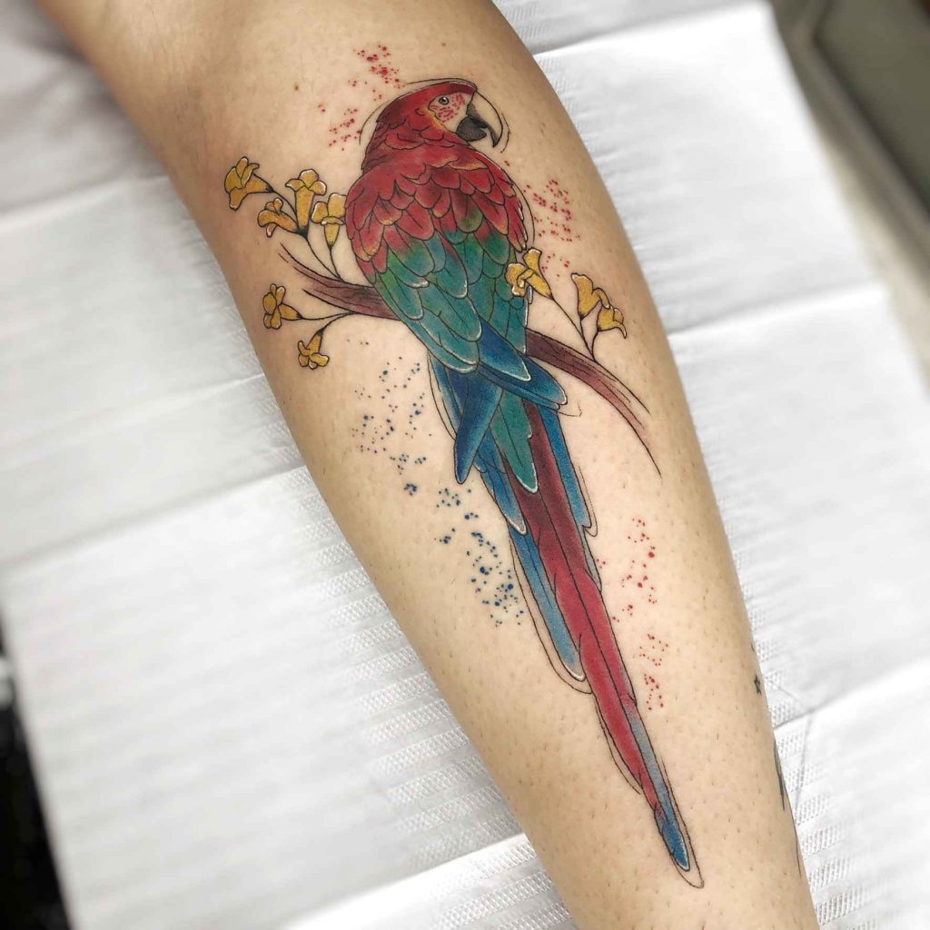 Foto de tatuagem feita por Nat Corrêa (@nathaliatattoo)
