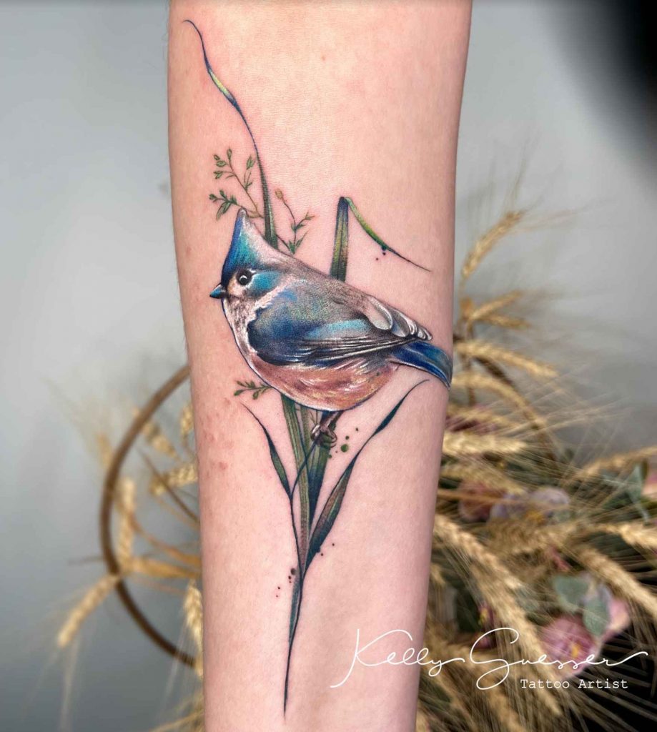 Foto de tatuagem feita por Kelly Guesser (@kellyguessertattoo)