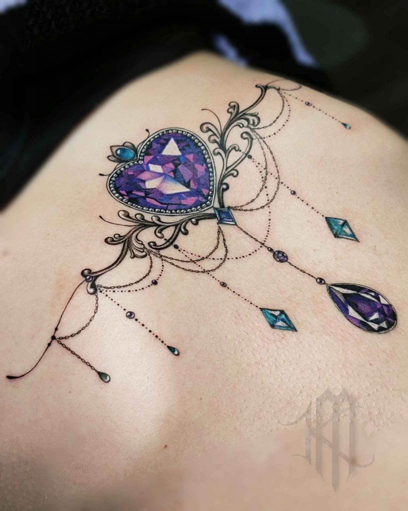 Foto de tatuagem feita por Marina Saito (@marinakazumi)